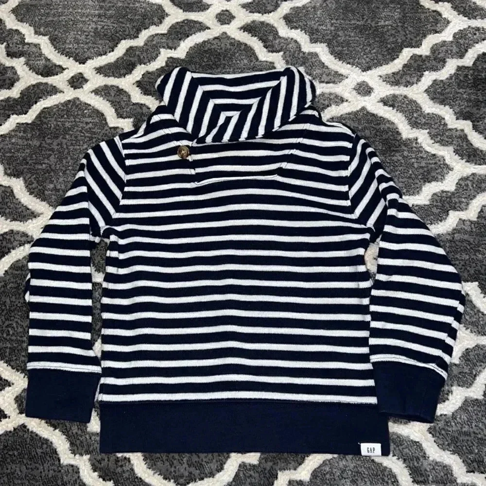 •Gap•